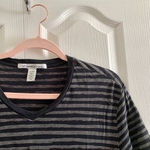 KENNETH COLE Striped V-Neck